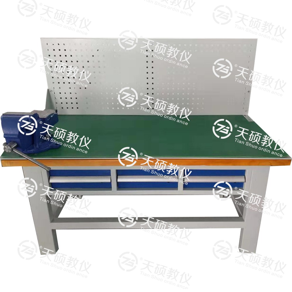 1、TSBTQG-1型 鉗工技能實(shí)訓(xùn)平臺(tái)（單面雙工位）.jpg